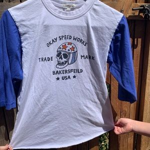 URBAN OUTFITTERS BASEBALL TEE